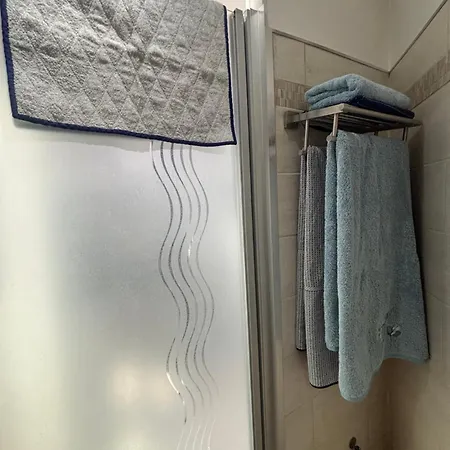 Δωμάτια σε οικογενειακή κατοικία En Face De La Gare Flandres