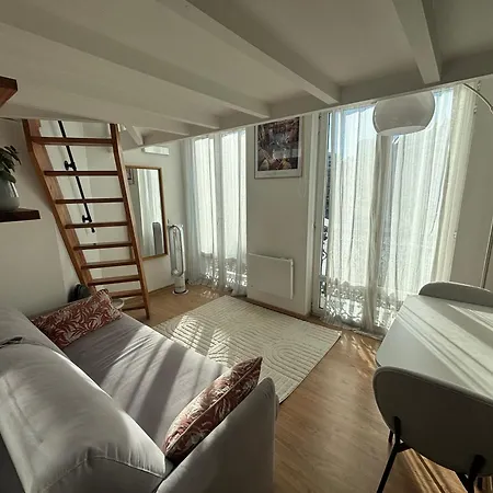 En Face De La Gare Flandres Δωμάτια σε οικογενειακή κατοικία *